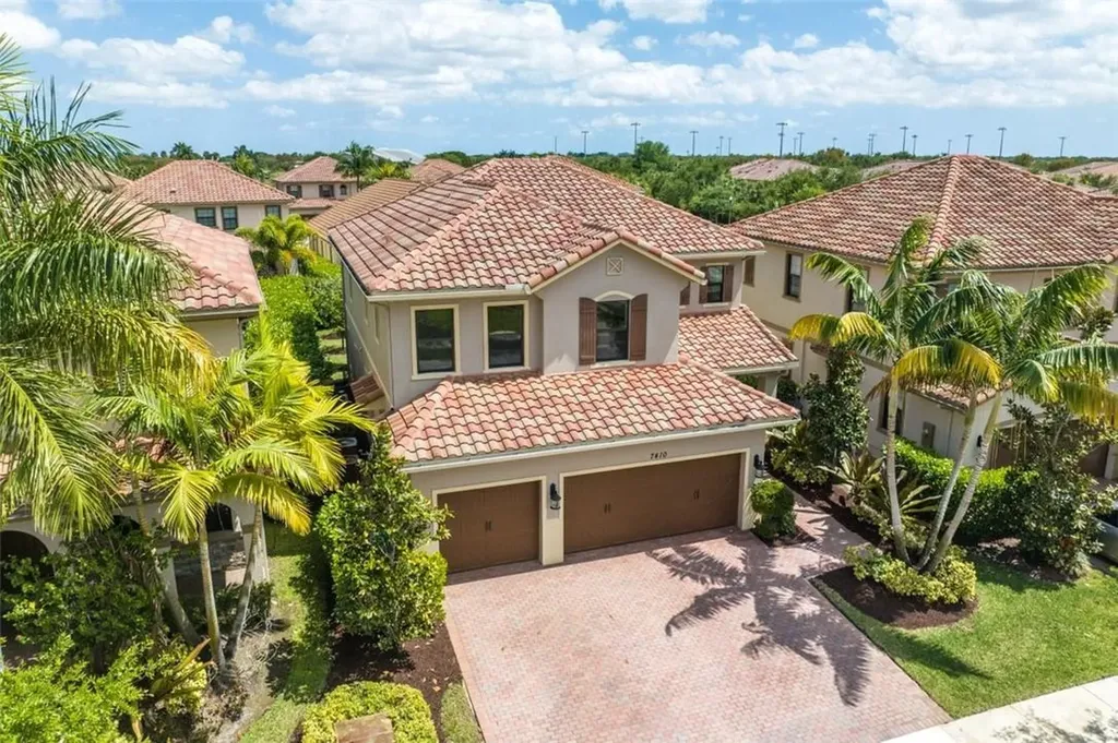 7410 NW 109th Way Parkland FL 33076
