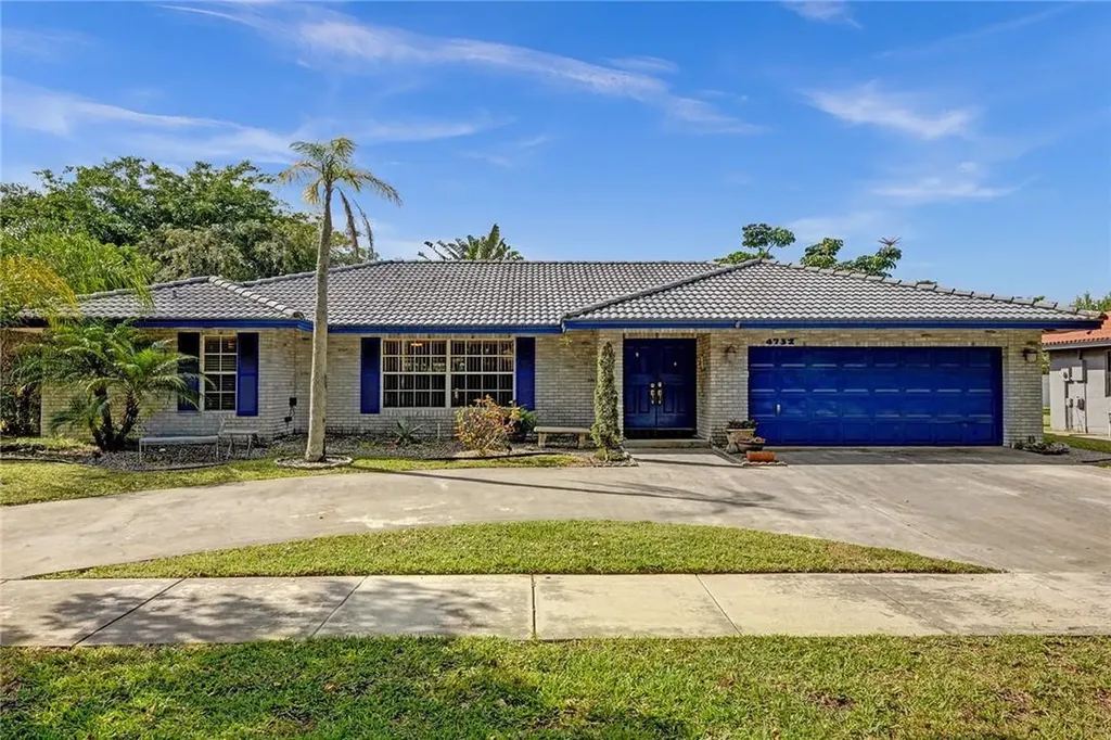 4732 NW 51st Street Coconut Creek FL 33073