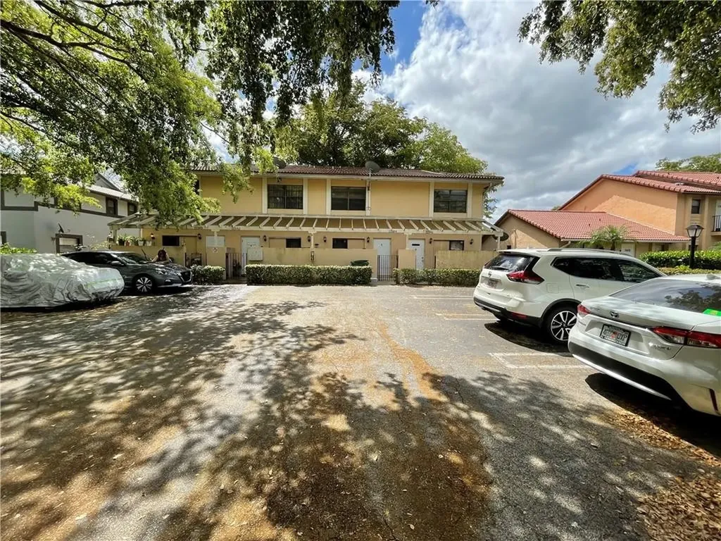 11594 NW 45th Street Coral Springs FL 33065