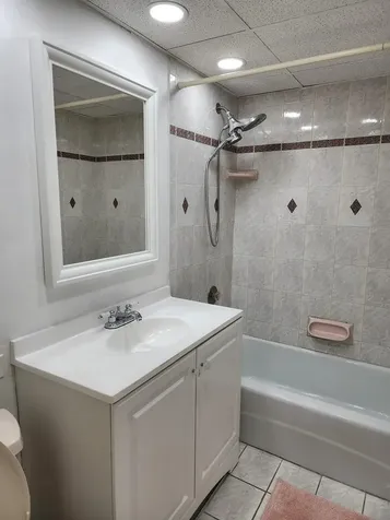 3660 Inverrary Drive Lauderhill FL 33319