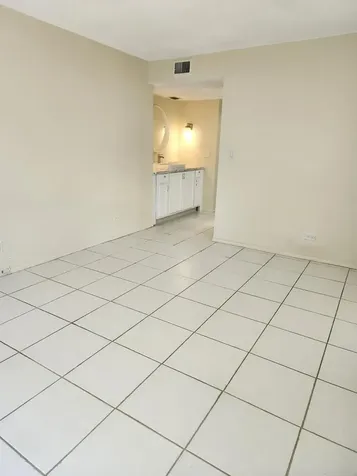 3660 Inverrary Drive Lauderhill FL 33319