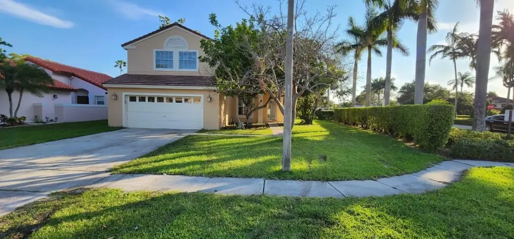17474 NW 10th Street Pembroke Pines FL 33029