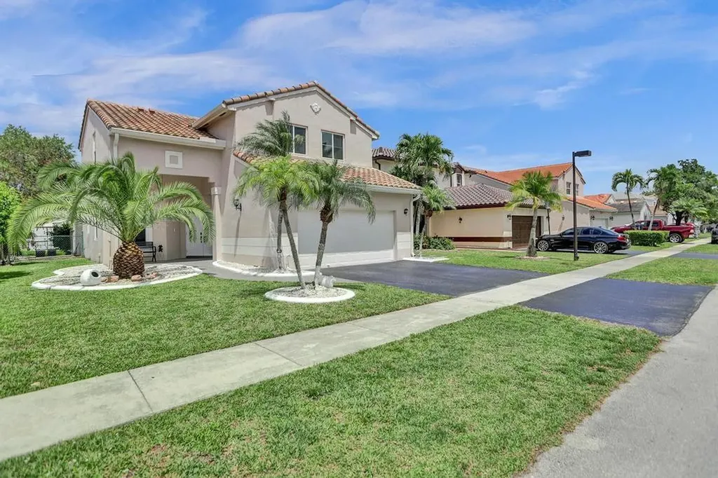 18581 NW 18th Street Pembroke Pines FL 33029
