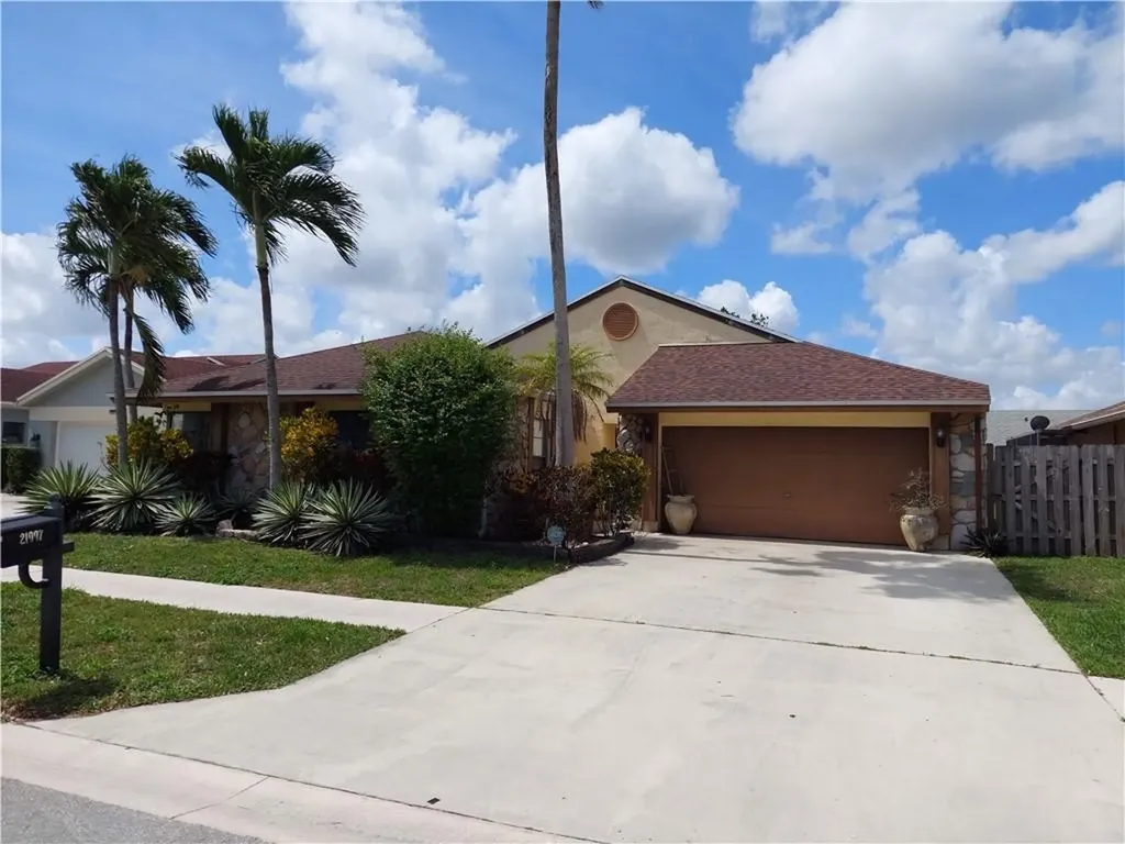 21007 Country Creek Drive Boca Raton FL 33428