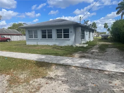 821 SW 6th Street Homestead FL 33030