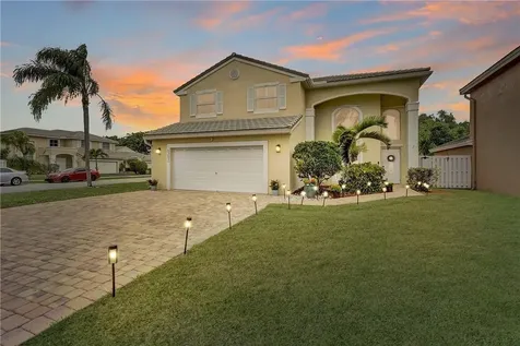 5297 NW 55th Street Coconut Creek FL 33073