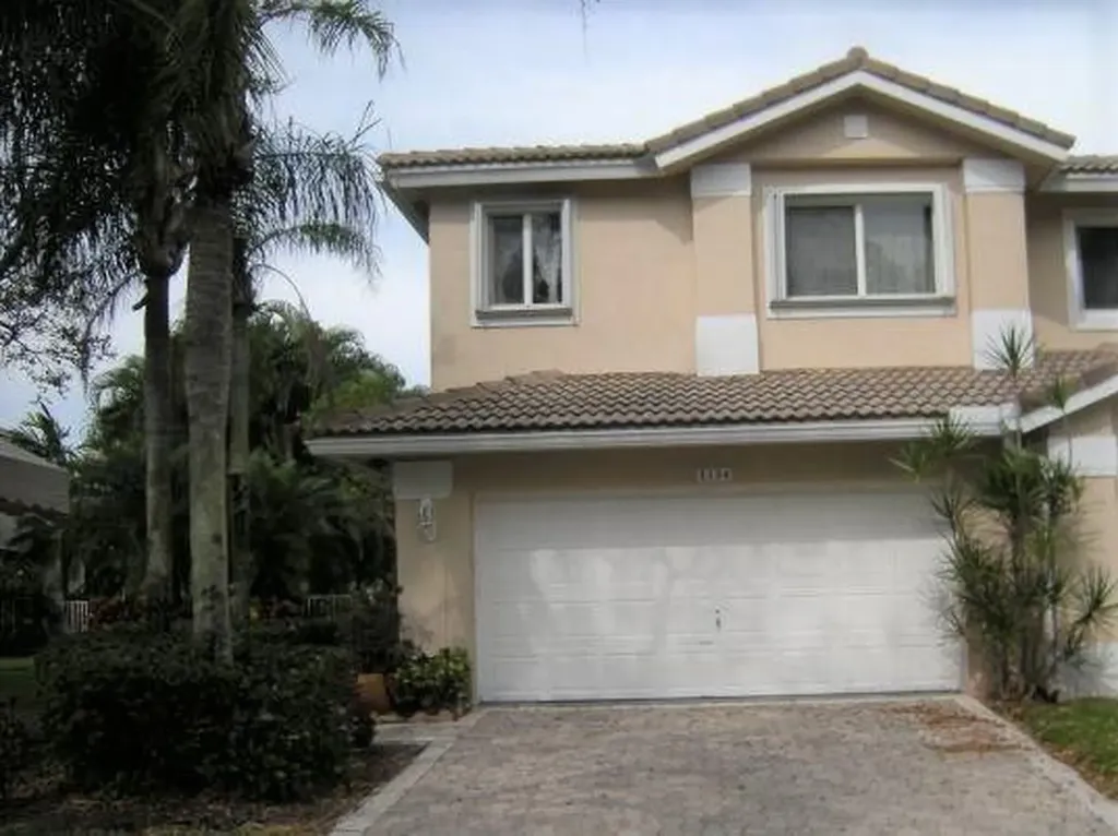 1134 SW 158th Avenue Pembroke Pines FL 33027