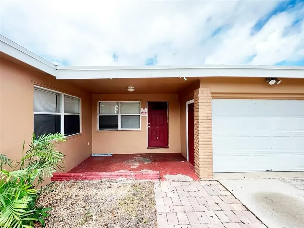 1615 NE 3rd Court Boynton Beach FL 33435