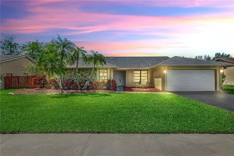7980 NW 54th Street Lauderhill FL 33351