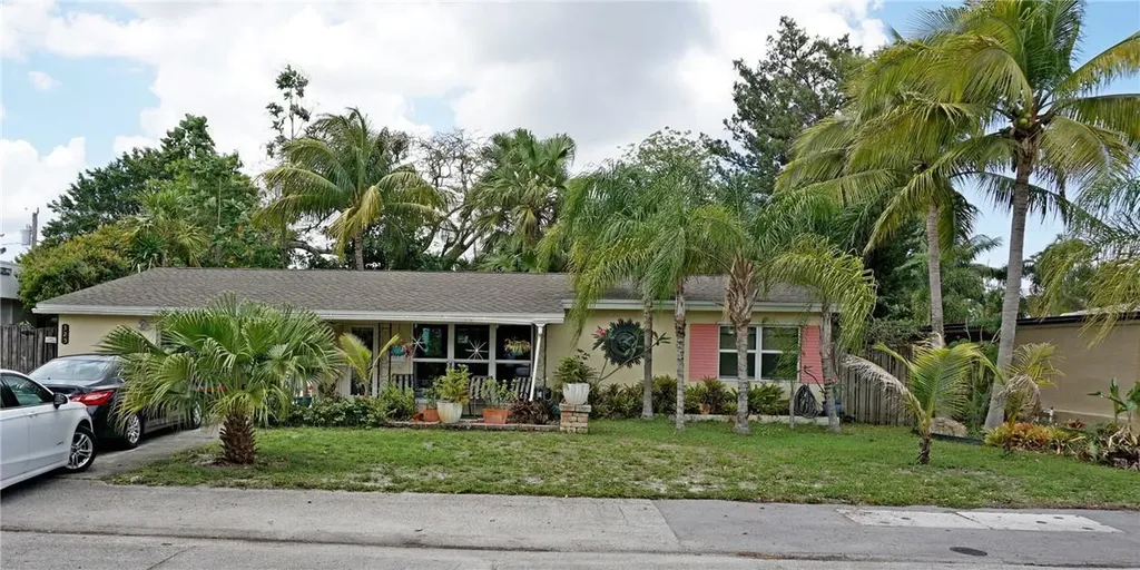 325 NE 21st Court Wilton Manors FL 33305