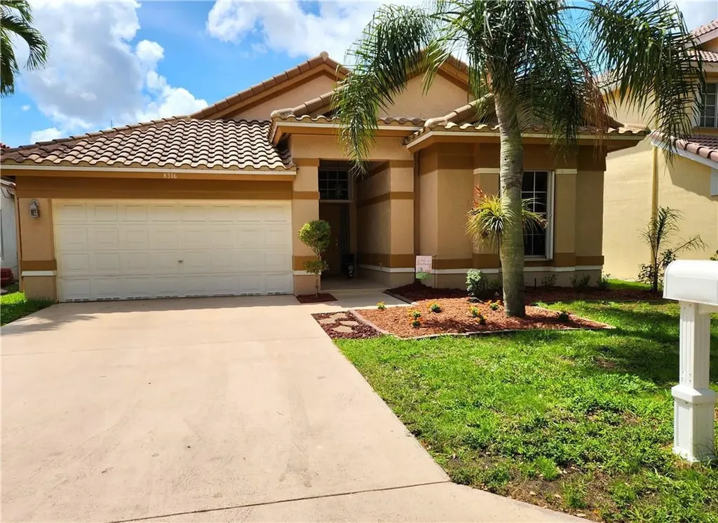 8516 NW 57th Drive Coral Springs FL 33067