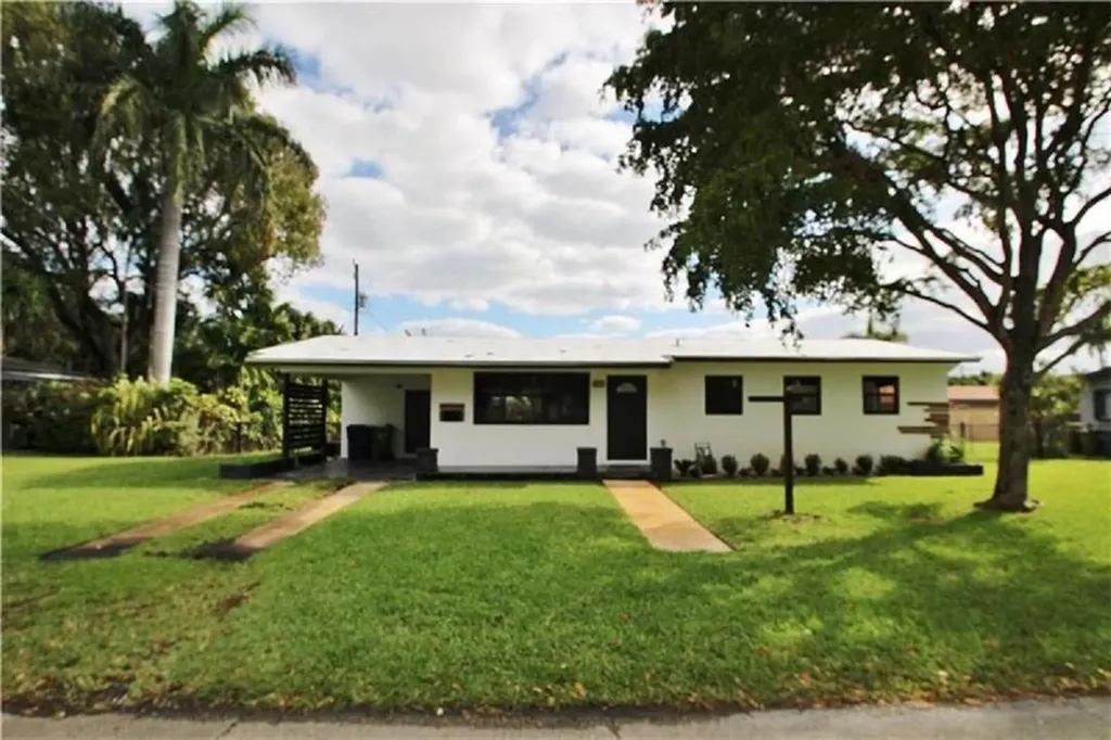 2632 NE 10th Avenue Wilton Manors FL 33334