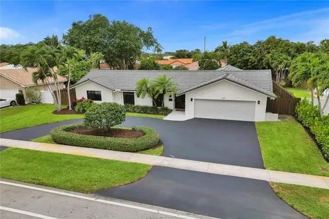 201 El Dorado Parkway Plantation FL 33317