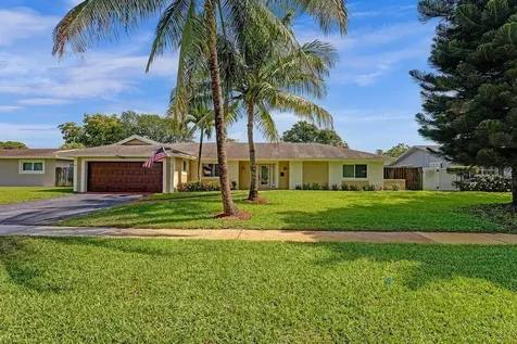 4811 NW 7th Drive Plantation FL 33317