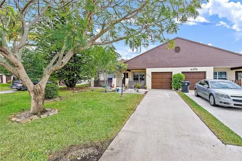 8523 Lake Point Court Lake Worth FL 33467