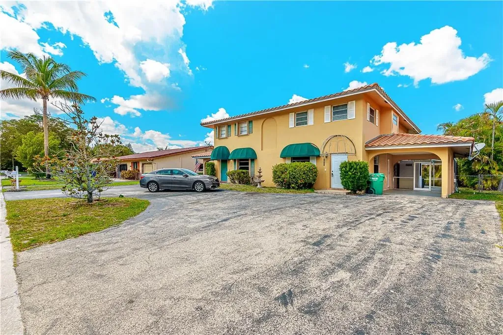 8937 NW 27th Street Coral Springs FL 33065