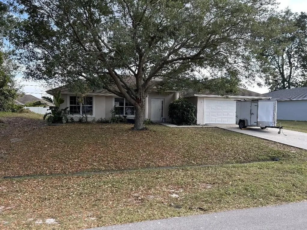814 SW Trouville Avenue Port St Lucie FL 34953
