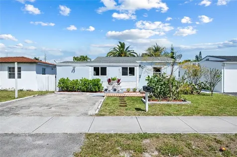 2331 Mckinley Street Hollywood FL 33020