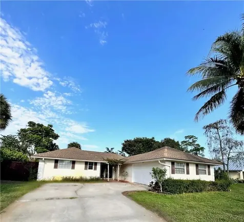 1612 Old Cypress Trail Wellington FL 33414