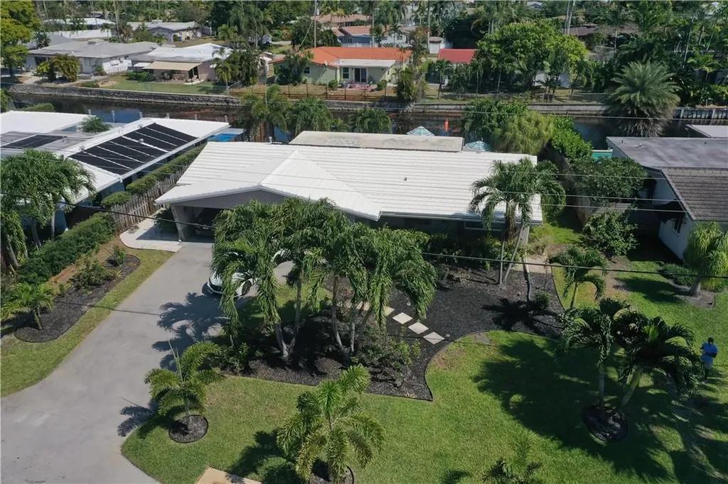4110 NE 16th Terrace Oakland Park FL 33334