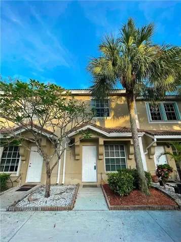 243 SW 122nd Terrace Pembroke Pines FL 33025