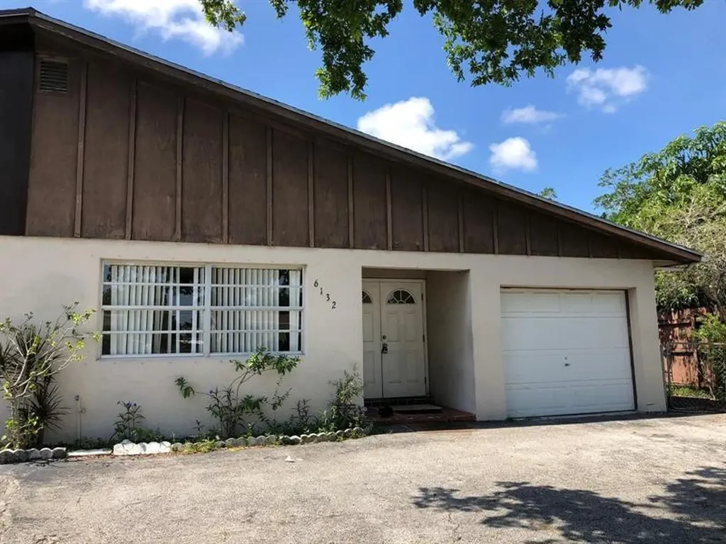 6132 SW 3rd Street Margate FL 33068