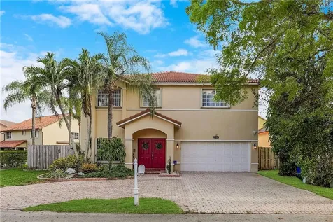 7724 NW 193rd Terrace Hialeah FL 33015
