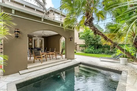 525 N Victoria Park Road Fort Lauderdale FL 33301