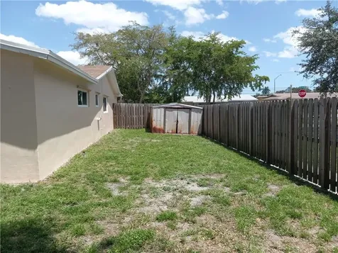 5151 SW 101st Avenue Cooper City FL 33328