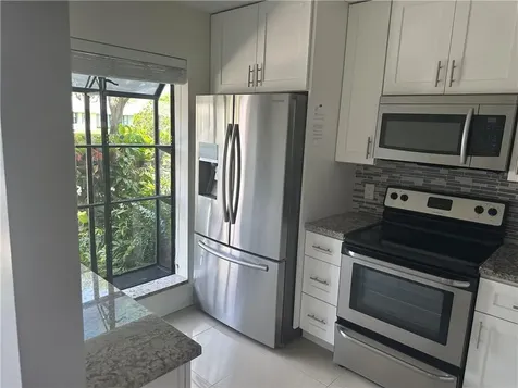 9166 SW 21st Court Boca Raton FL 33428