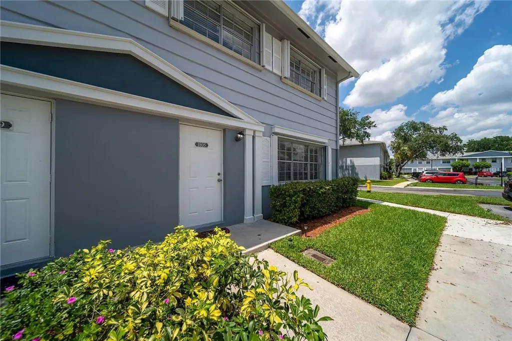1805 SW 81st Terrace Davie FL 33324