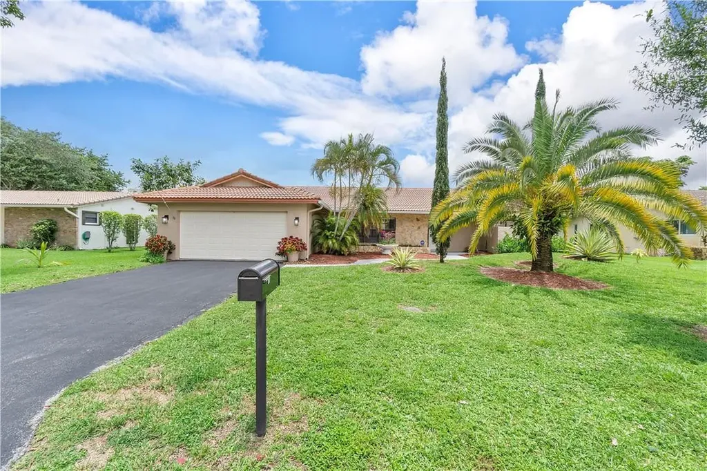 8551 NW 3rd Street Coral Springs FL 33071