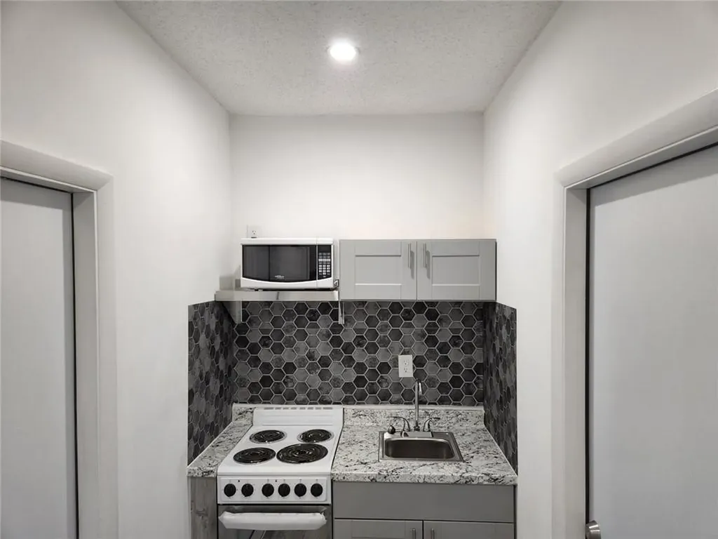 3891 NW 78th Way Coral Springs FL 33065