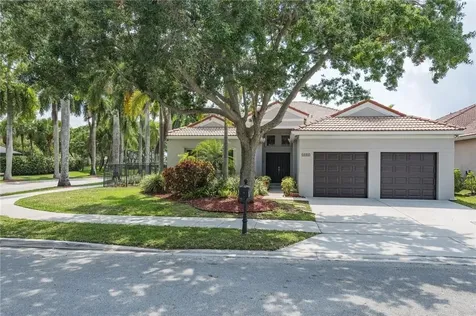1103 Camellia Circle Weston FL 33326