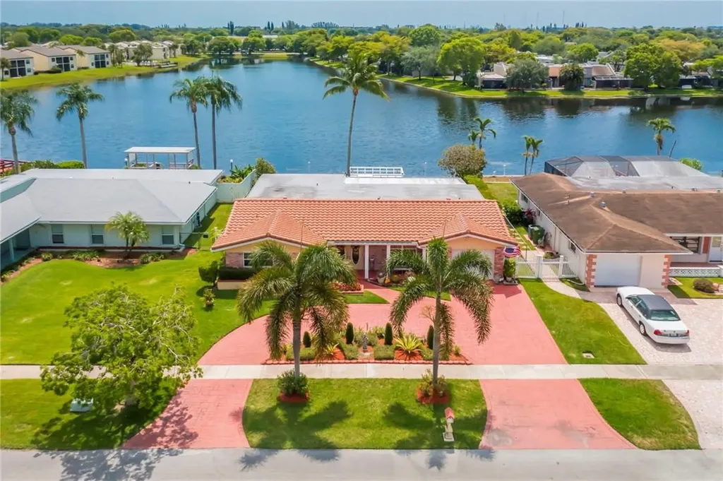 1531 NW 114th Avenue Pembroke Pines FL 33026