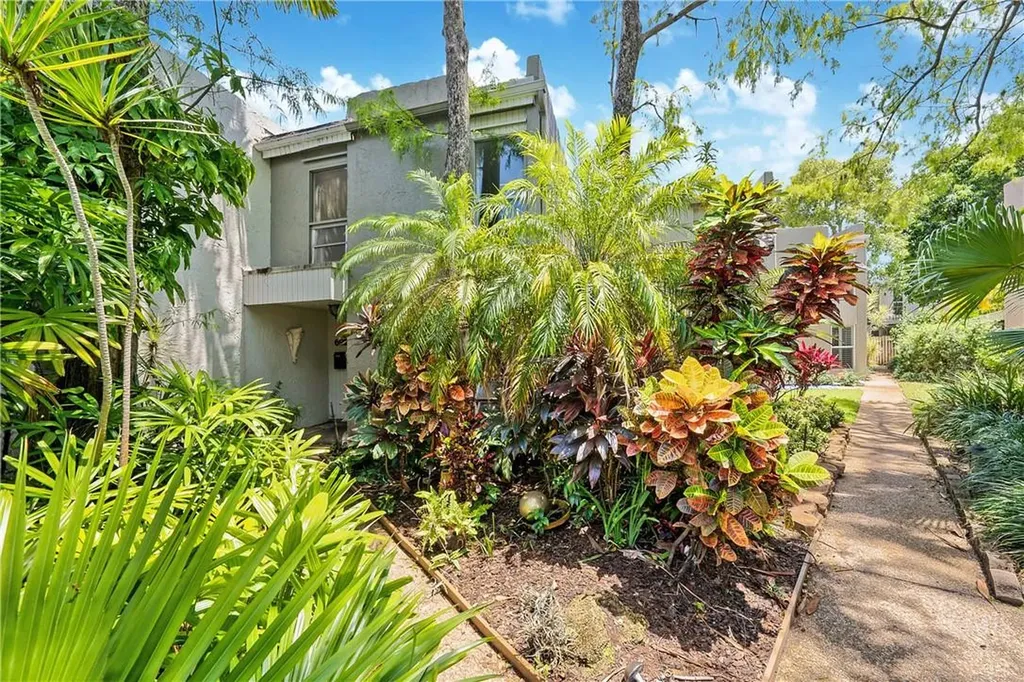 692 Kensington Place Wilton Manors FL 33305