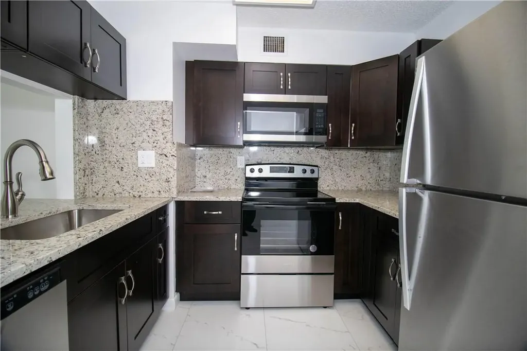 11432 NW 45th Street Coral Springs FL 33065