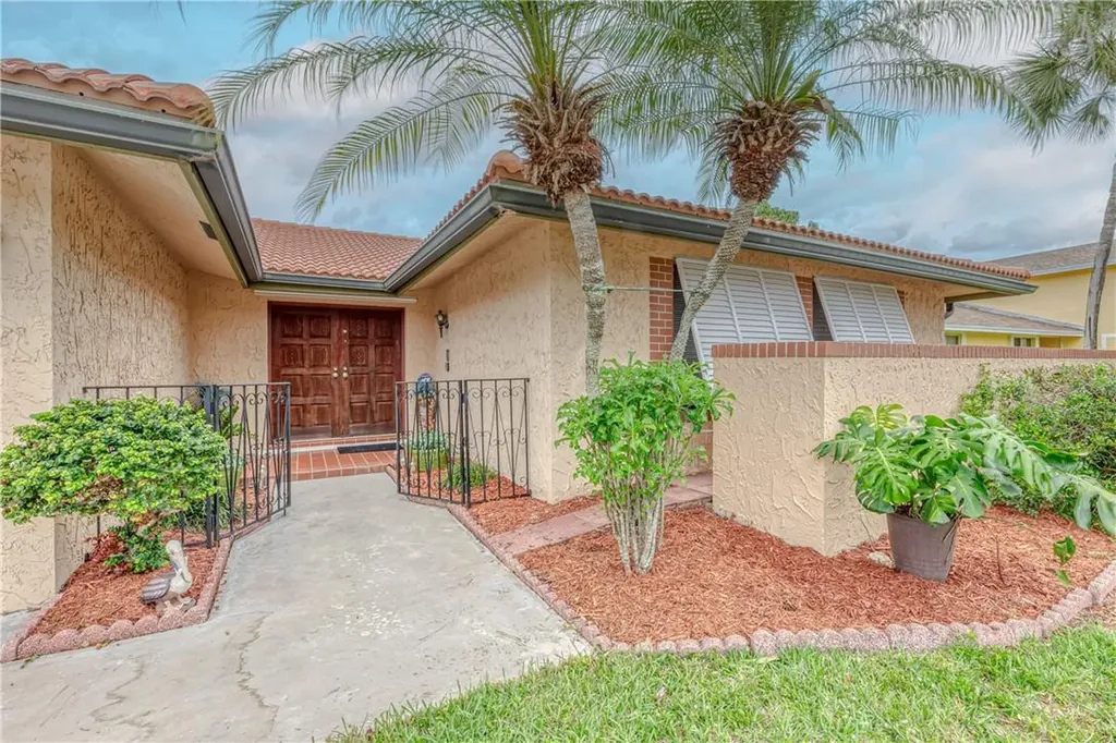 4221 NW 73rd Avenue Lauderhill FL 33319