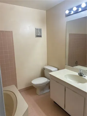 3551 Inverrary Boulevard Lauderhill FL 33319