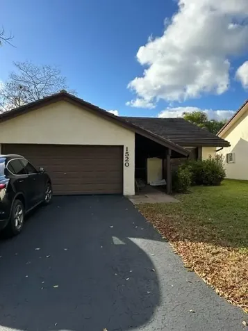 1520 Riverwood Lane Coral Springs FL 33071
