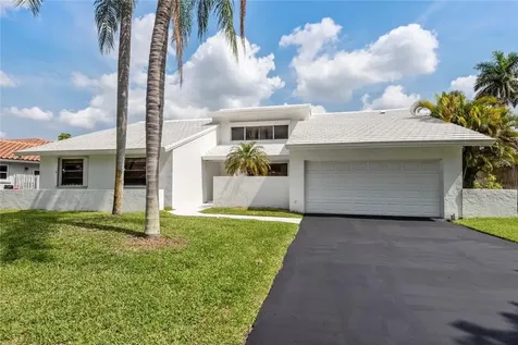 9761 NW 10th Street Plantation FL 33322