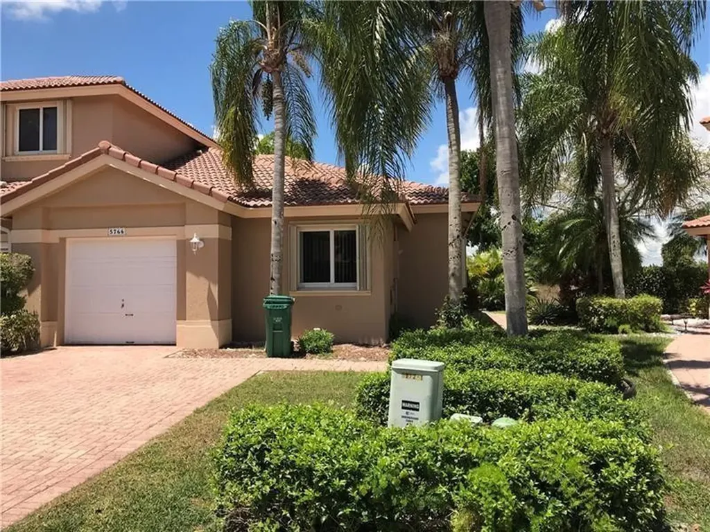 5766 NW 127th Terrace Coral Springs FL 33076