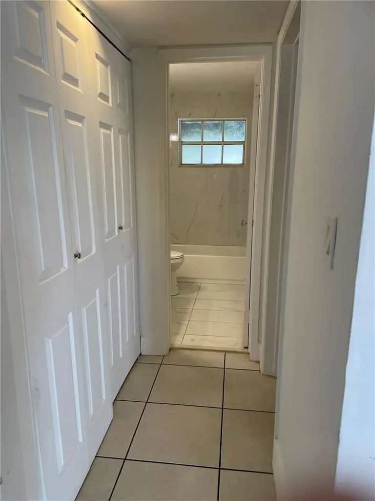 1425 NE 56th Street Fort Lauderdale FL 33334