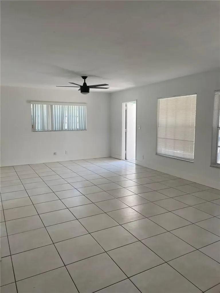 1425 NE 56th Street Fort Lauderdale FL 33334