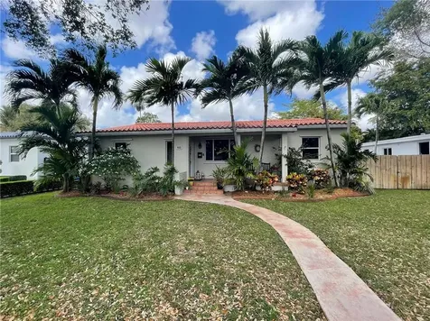 861 Wren Avenue Miami Springs FL 33166