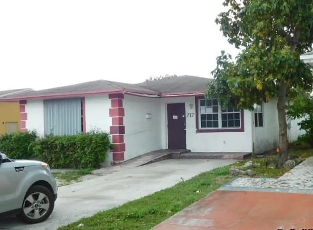 717 NW 3rd Court Hallandale Beach FL 33009