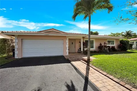 2577 NW 119th Terrace Coral Springs FL 33065