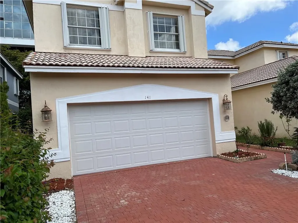 141 NW 97th Terrace Coral Springs FL 33071