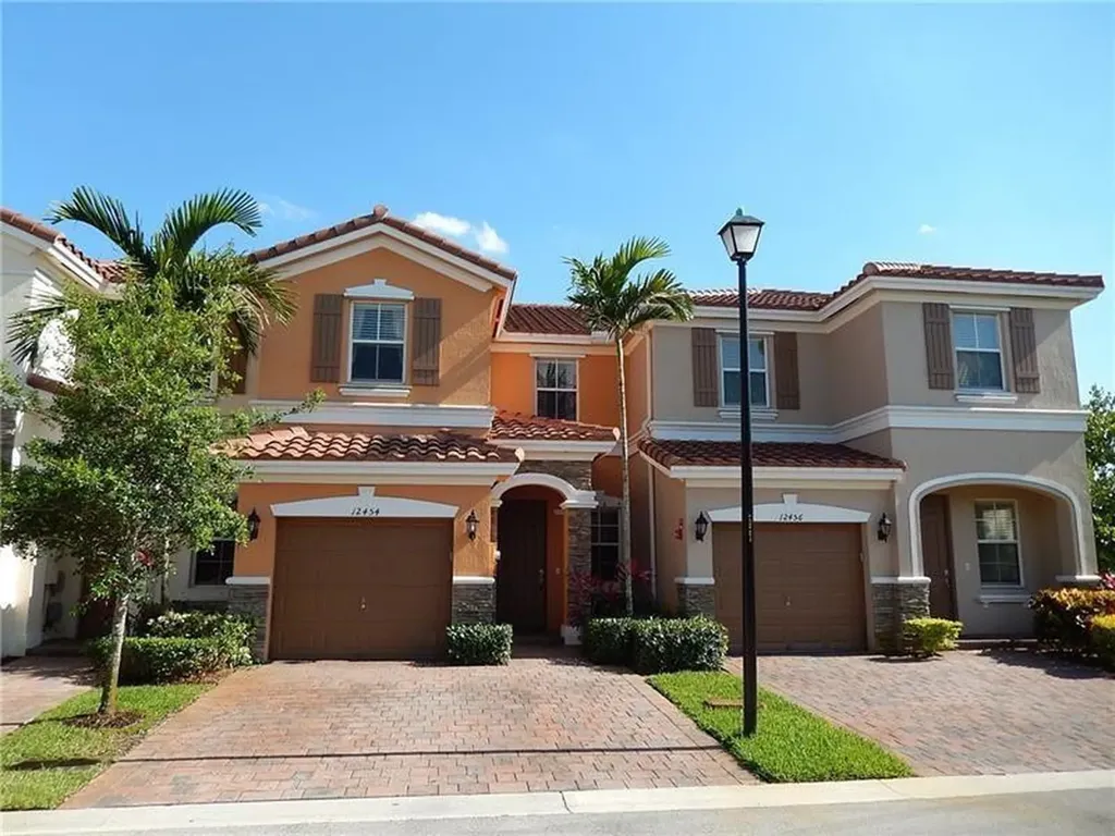12454 Emerald Creek Court Davie FL 33325