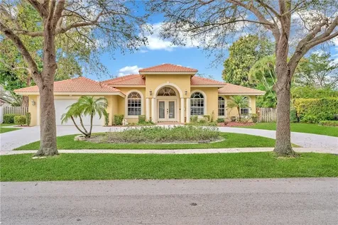 637 N Bel Air Drive Plantation FL 33317